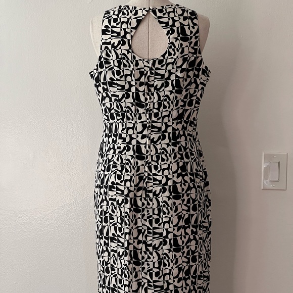 60s Silk Mod-Print Shift Dress - Picture 2 of 4